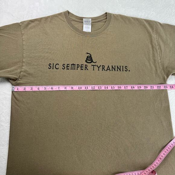 Sic Semper Tyrannis military T-shirt men’s size XL Gildan Tag USA flag beige - Picture 4 of 8